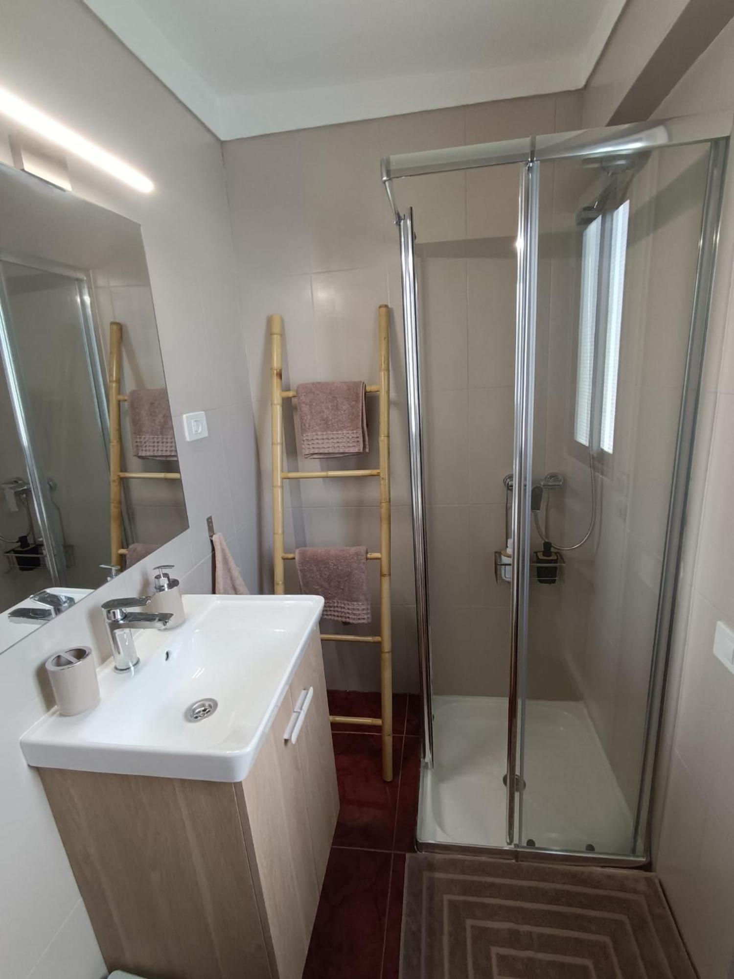 Appartement Avec Terrasse Et Vue Mer El Escobonal Luaran gambar