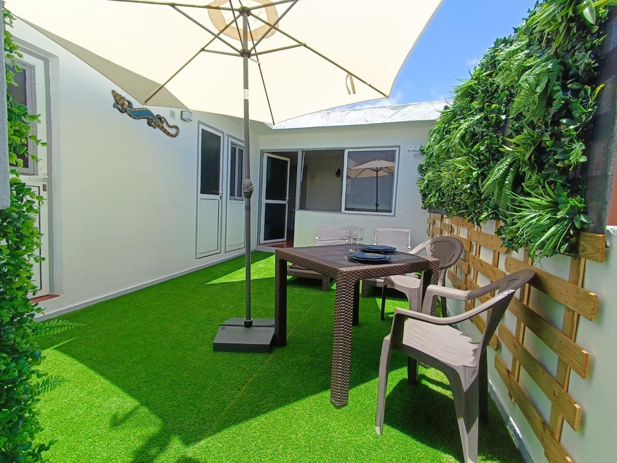 Appartement Avec Terrasse Et Vue Mer El Escobonal Luaran gambar